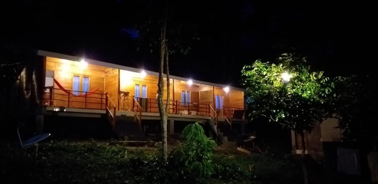 Olala Bungalows And Restaurant Sabang  Zewnętrze zdjęcie